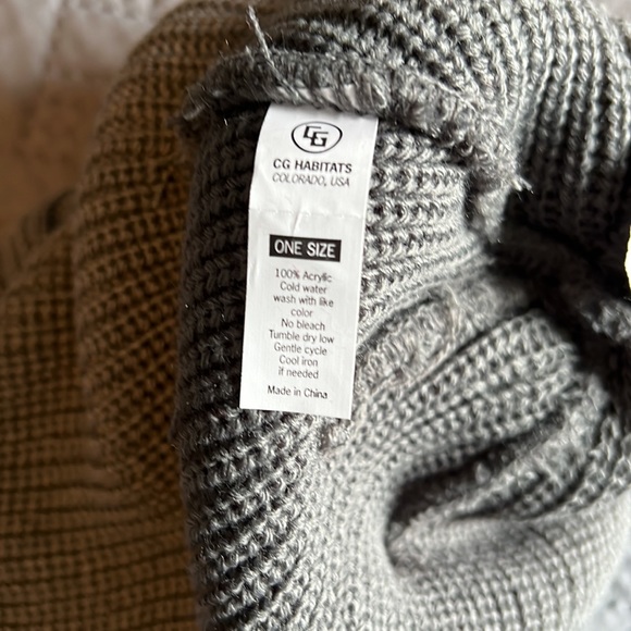 NWT CG Habitats : Shoreline Tahoe Gray Beanie - Picture 4 of 4